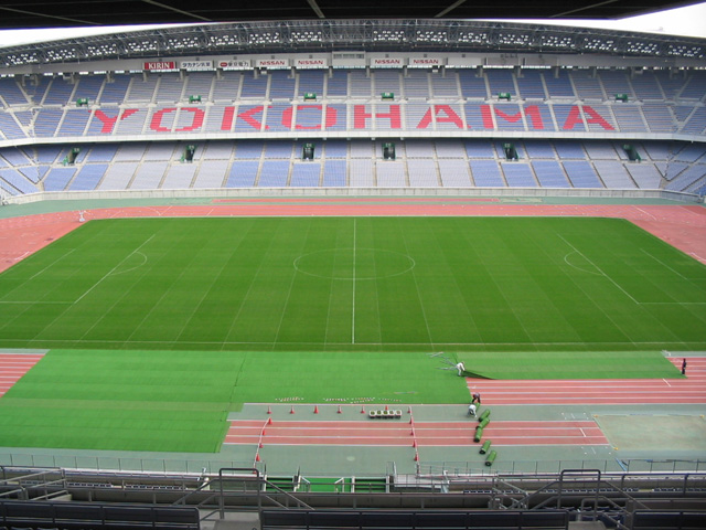 日産スタジアム