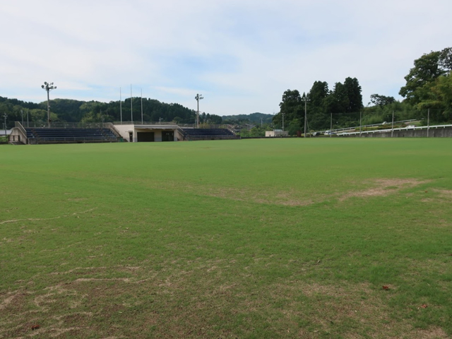 津幡運動公園多目的広場